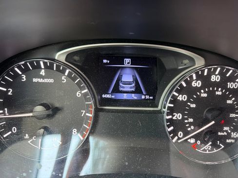 Used 2020 Nissan Pathfinder SL FWD image 45