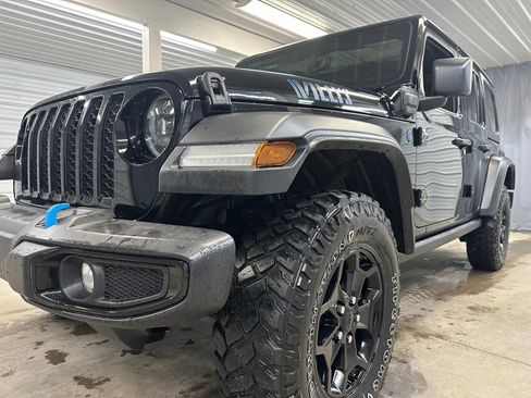 Used 2023 Jeep Wrangler Unlimited w/ Cold Weather Group AWD/4WD image 31