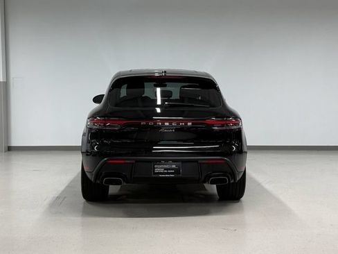 Certified 2026 Porsche Macan AWD/4WD image 7