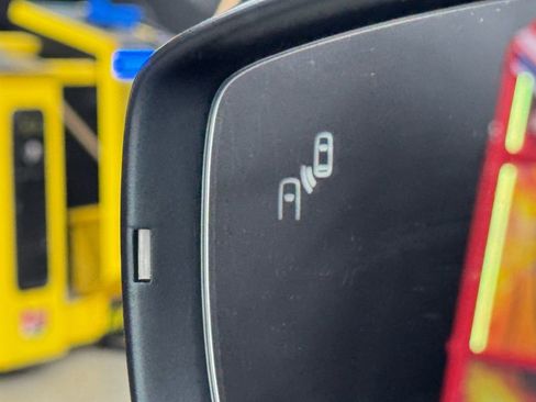 Used 2019 Volkswagen Beetle 2.0T Final Edition SEL image 29