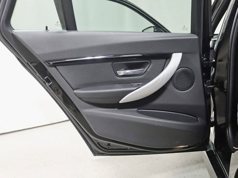 Used 2019 BMW 330i xDrive Wagon 330i xDrive M SPORT w/ M Sport Edition image 36