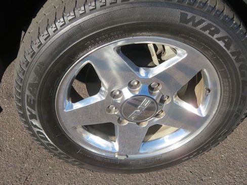 Used 2013 GMC Sierra 2500 SLT w/ SLT Convenience Package image 16