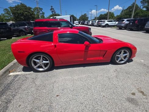 Used 2012 Chevrolet Corvette Coupe w/ 3LT Preferred Equipment Group RWD image 2