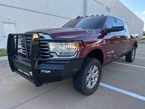 Used 2021 RAM 2500 Limited AWD/4WD image 2