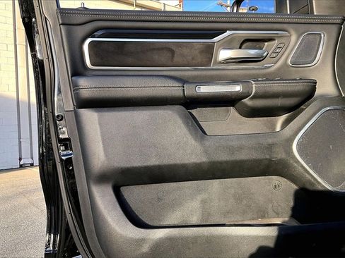 Used 2020 RAM 1500 Laramie image 27