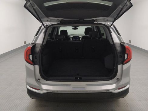 Used 2019 GMC Terrain SLT image 29