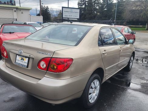 Used 2004 Toyota Corolla CE image 4