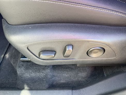 Certified 2025 Chevrolet Traverse LT image 22