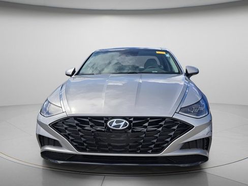 Used 2023 Hyundai Sonata SEL w/ Convenience Package FWD image 3