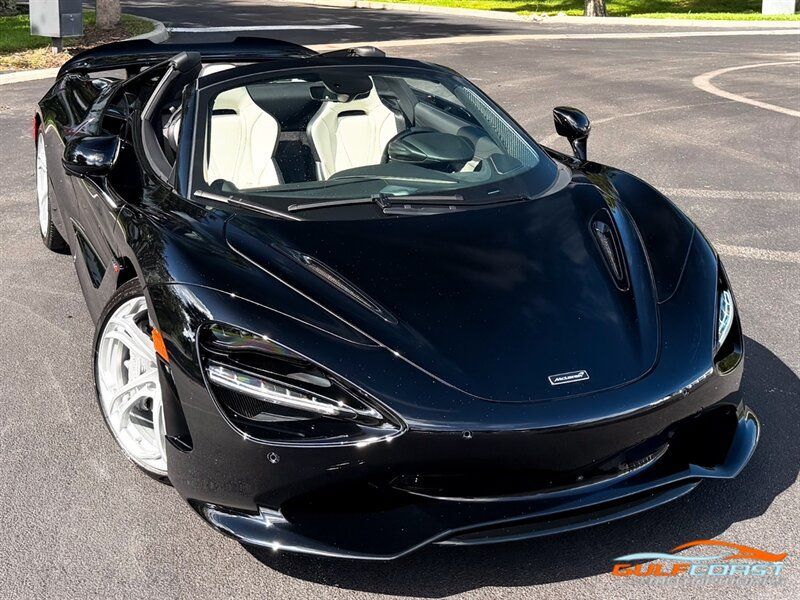 Used 2024 McLaren 750S Spider RWD image 63