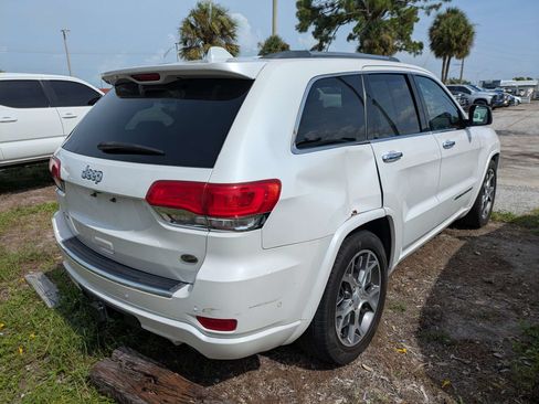 Used 2020 Jeep Grand Cherokee Overland AWD/4WD image 2