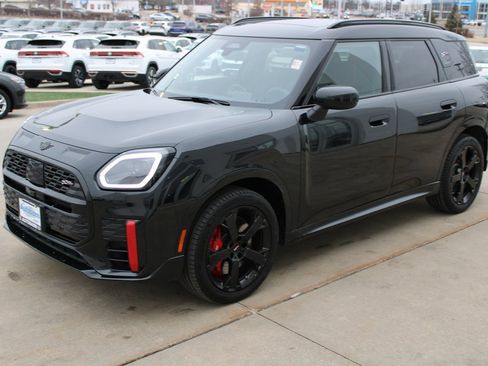 Used 2025 MINI Cooper Countryman John Cooper Works image 3