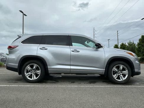 Used 2016 Toyota Highlander Limited AWD/4WD image 3