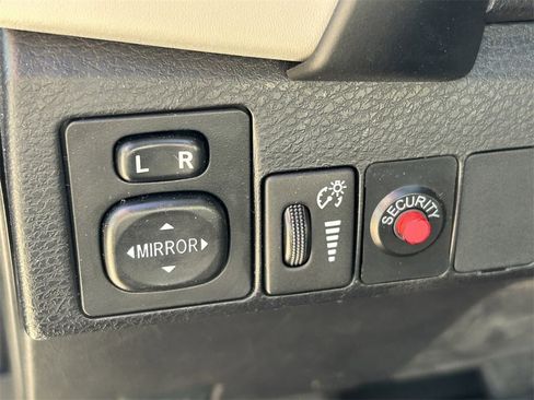 Used 2019 Toyota Corolla L image 22