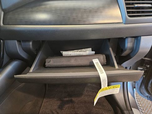 Used 2024 Nissan Leaf SV Plus image 29