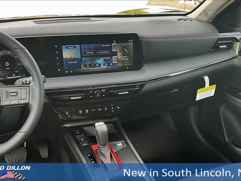 New 2025 Nissan Kicks SR w/ Illumination Package image 7