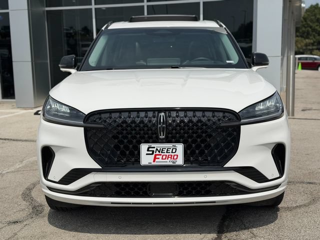Used 2025 Lincoln Aviator Reserve w/ Jet Appearance Package AWD/4WD image 2