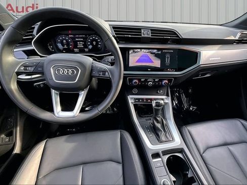 Used 2025 Audi Q3 2.0T Premium w/ Convenience Package AWD/4WD image 7