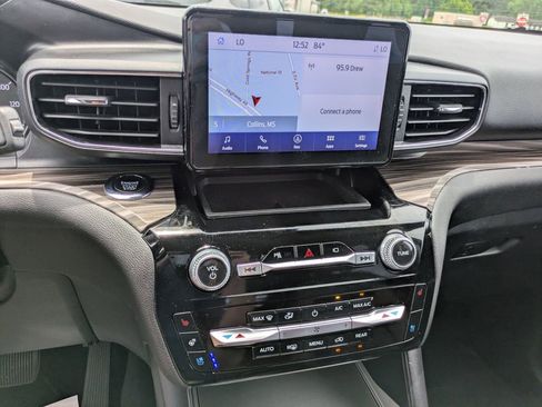 Used 2023 Ford Explorer Limited w/ Equipment Group 301A image 14