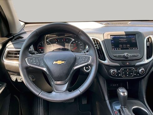 Used 2021 Chevrolet Equinox LT FWD image 6