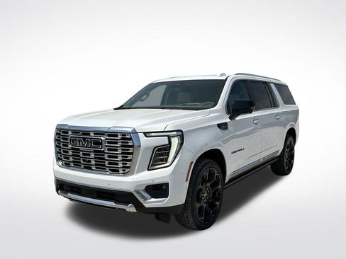 New 2026 GMC Yukon XL Denali w/ Denali Reserve Package AWD/4WD image 2
