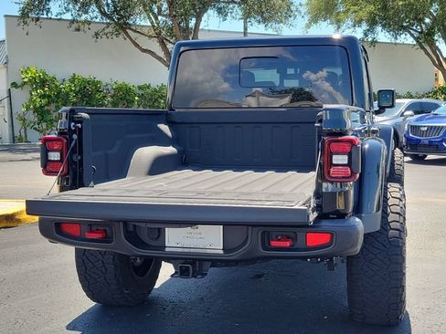 Used 2023 Jeep Gladiator Rubicon w/ LED Lighting Group AWD/4WD image 10