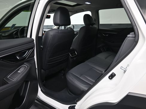 Used 2023 Subaru Outback Limited image 22