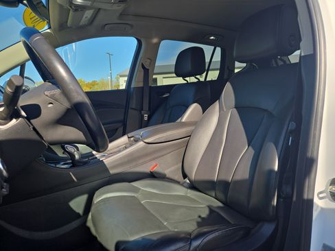 Used 2019 Buick Envision Premium w/ Driver Confidence Package image 13