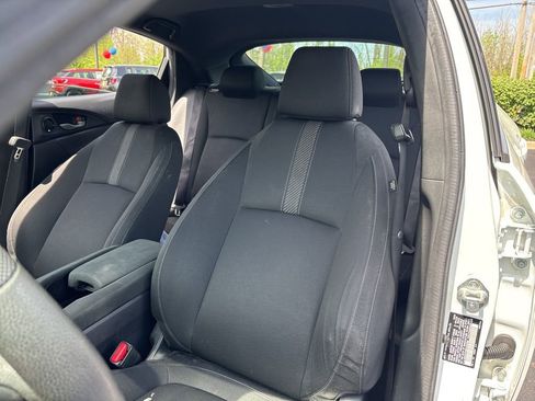 Used 2019 Honda Civic EX image 16