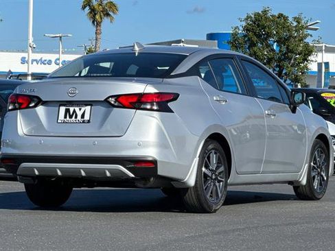 New 2025 Nissan Versa SV image 4