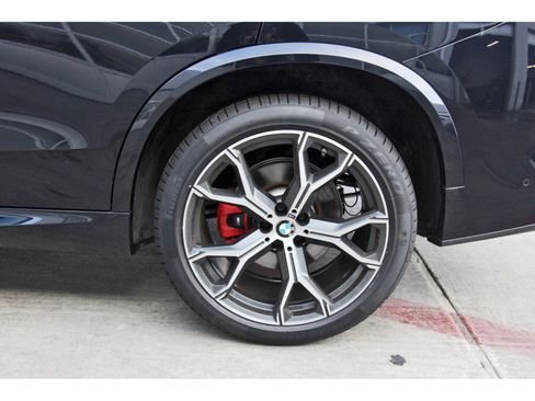 Used 2023 BMW X5 xDrive40i w/ M Sport Package image 33