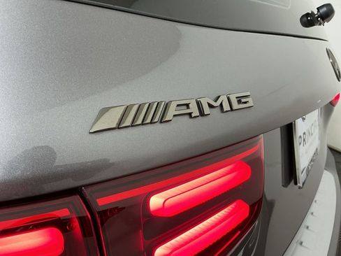 Used 2025 Mercedes-Benz GLB 35 AMG 4MATIC image 29
