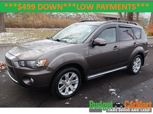 Used 2011 Mitsubishi Outlander SE image 1