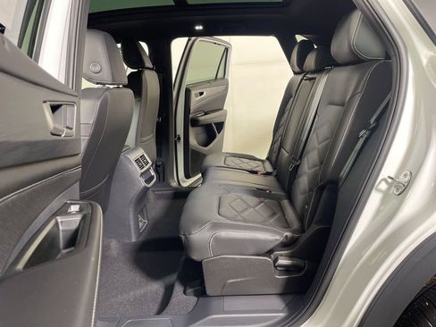 New 2026 Volkswagen Atlas Cross Sport SE image 19