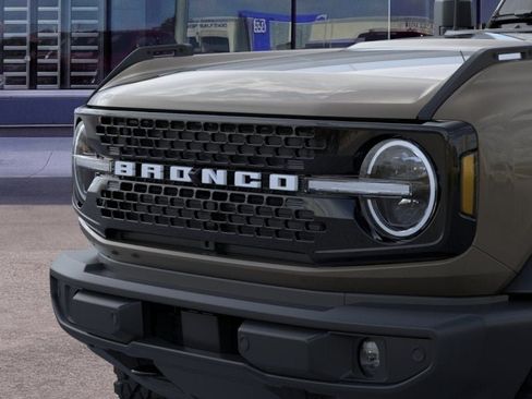 New 2026 Ford Bronco Outer Banks w/ Sasquatch Package AWD/4WD image 19