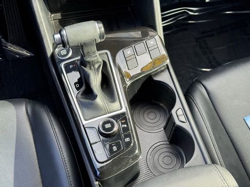 Used 2023 Kia Sportage EX image 18