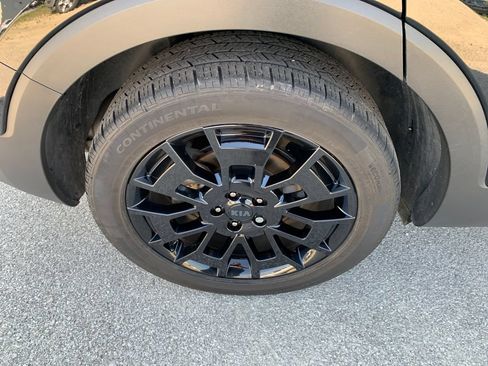 Used 2021 Kia Telluride EX w/ EX Premium Package AWD/4WD image 9
