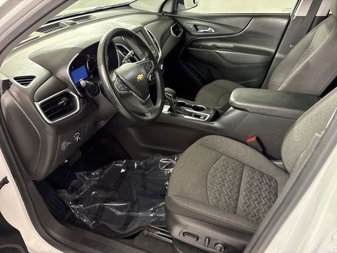 Used 2024 Chevrolet Equinox LT FWD image 23