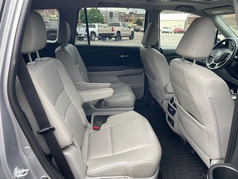 Used 2021 Honda Pilot Touring image 37