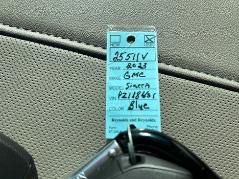 Used 2023 GMC Sierra 1500 SLT w/ SLT Premium Package image 25