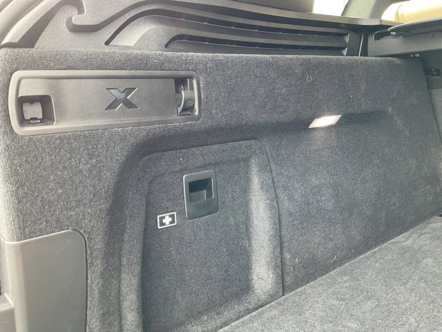 Used 2022 BMW X5 sDrive40i w/ Premium Package RWD image 15