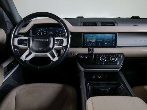 Used 2020 Land Rover Defender 110 HSE image 11
