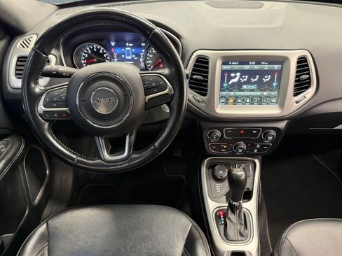Used 2021 Jeep Compass Latitude AWD/4WD image 22