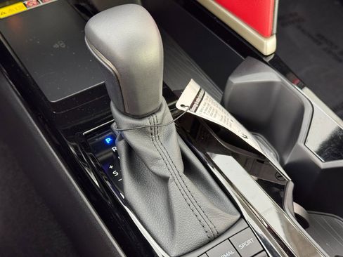 Used 2025 Toyota Camry XSE image 30