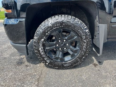Used 2019 Chevrolet Silverado 1500 LT w/ All Star Edition AWD/4WD image 33