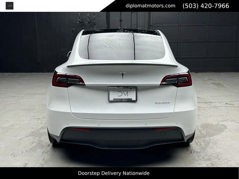 Used 2021 Tesla Model Y Performance image 5