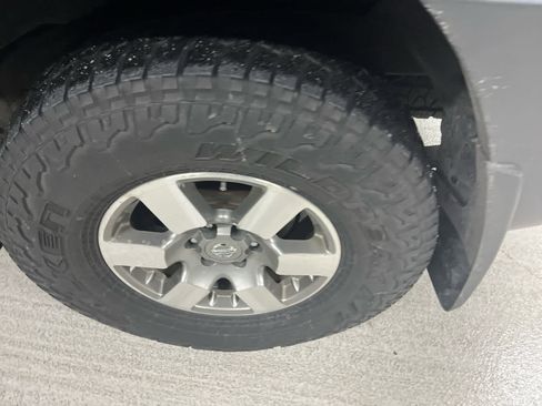 Used 2011 Nissan Xterra PRO-4X w/ Pro-4x Leather Pkg image 8