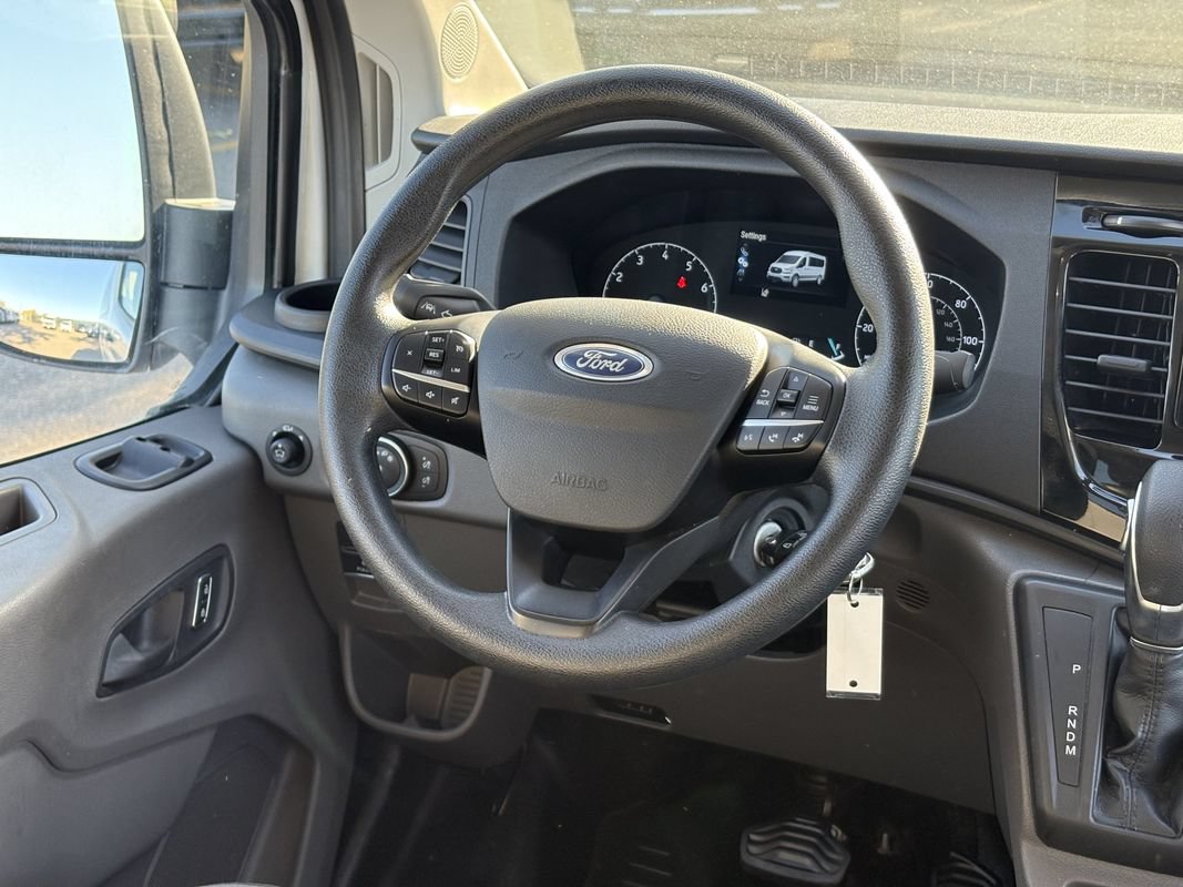 Used 2024 Ford Transit 350 XLT RWD image 12