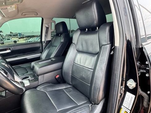 Used 2020 Toyota Tundra SR5 w/ SR5 Leather Package AWD/4WD image 32