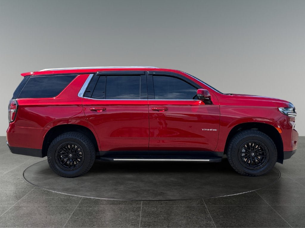 Used 2022 Chevrolet Tahoe LT w/ Luxury Package AWD/4WD image 11